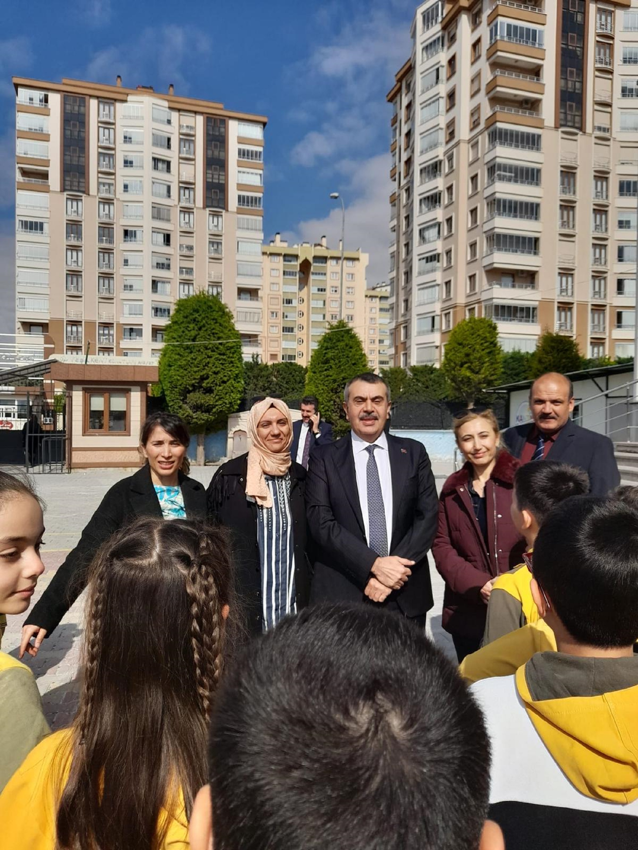 Milli Eğitim Bakanımız Prof. Dr. Yusuf Tekin’den Okulumuza Sürpriz Ziyaret